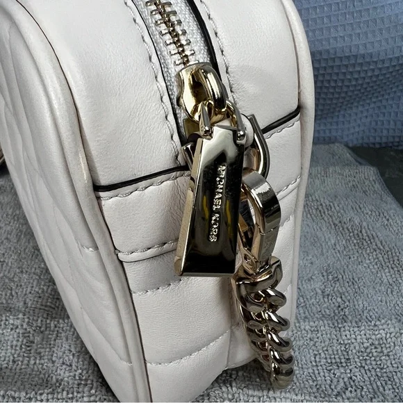 🔥 NWT Michael Kors Jet Set Charm Small Leather Crossbody Bag - LT Light Cream - Picture 8 of 16